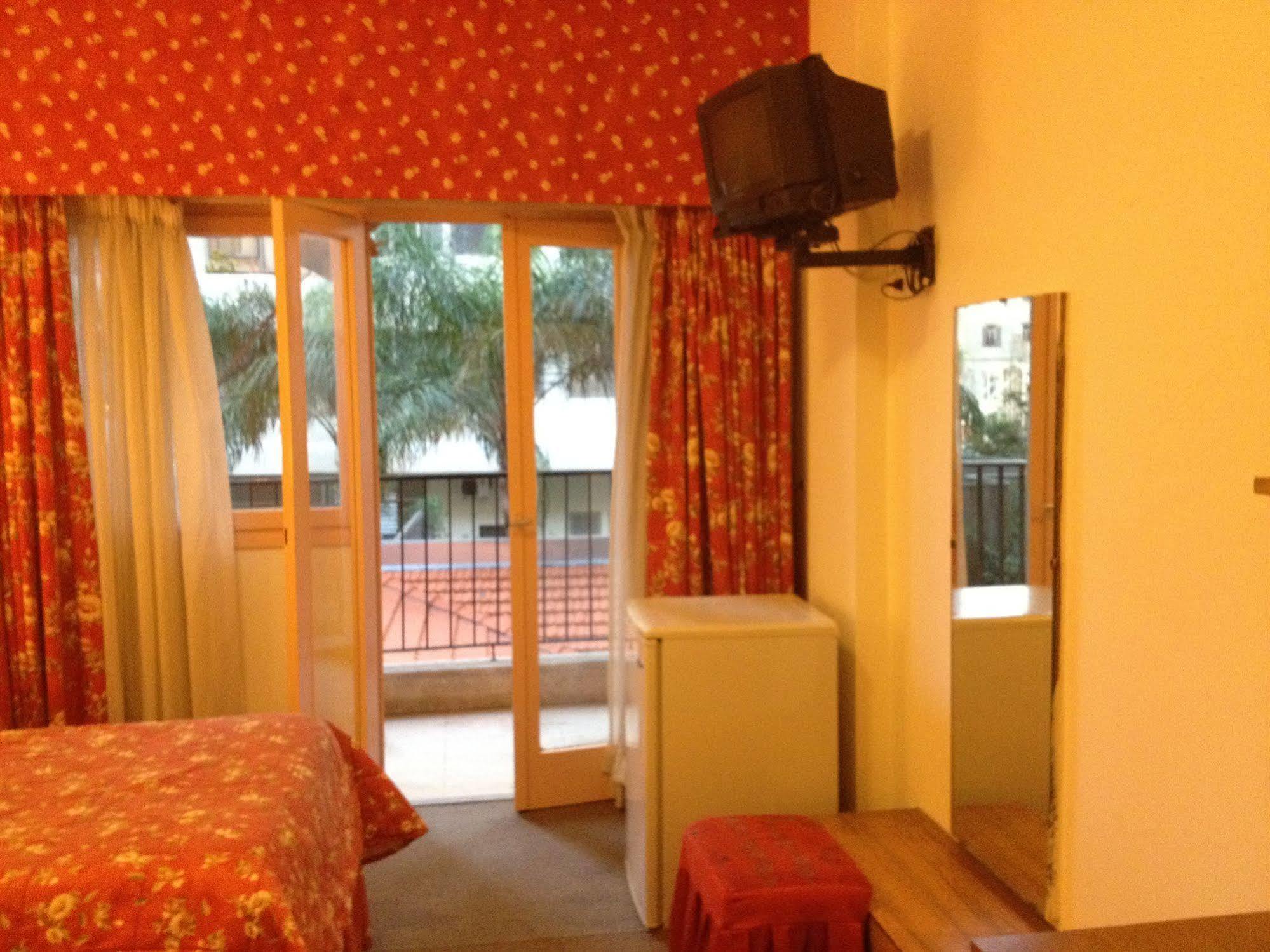 Embassy Hotel Beirut Ngoại thất bức ảnh